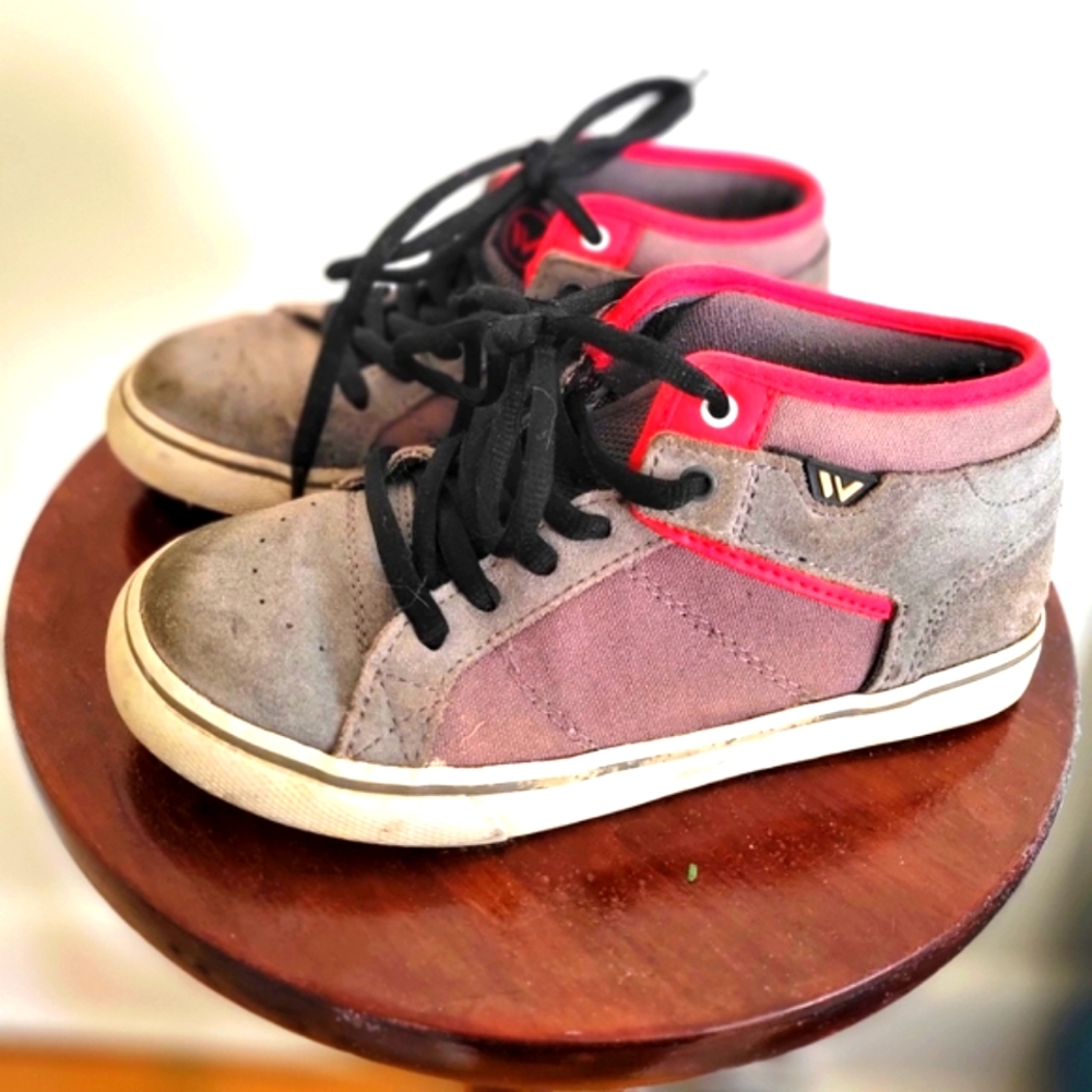 Tony Hawk High Top Skate Shoes